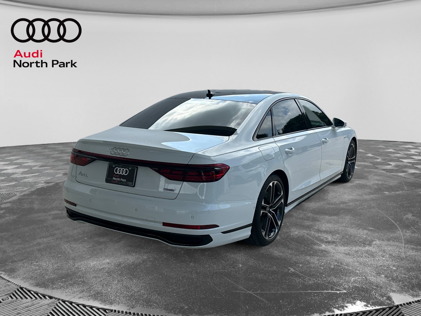 Used 2025 Audi A8 L 3.0T AWD/4WD image 5