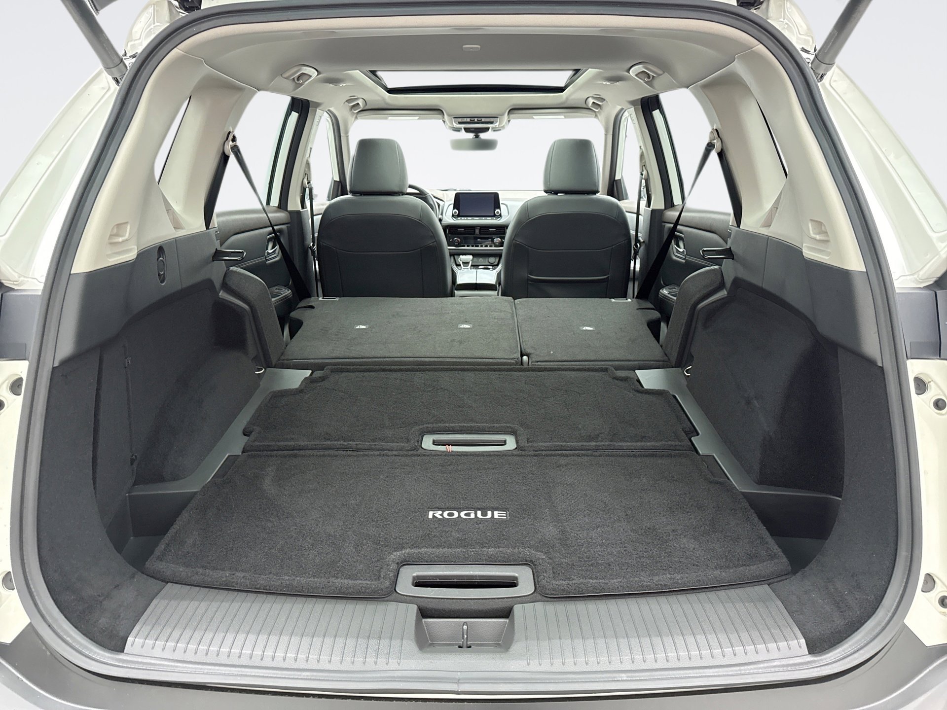 Used 2023 Nissan Rogue SL image 22