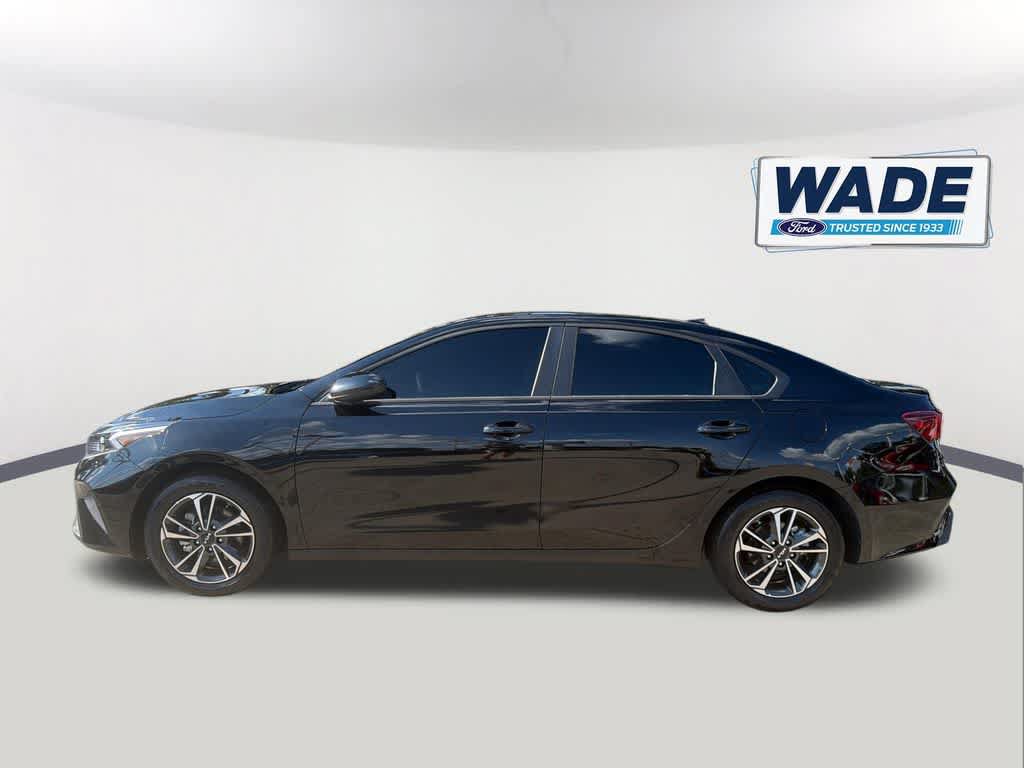 Used 2024 Kia Forte LXS FWD image 8