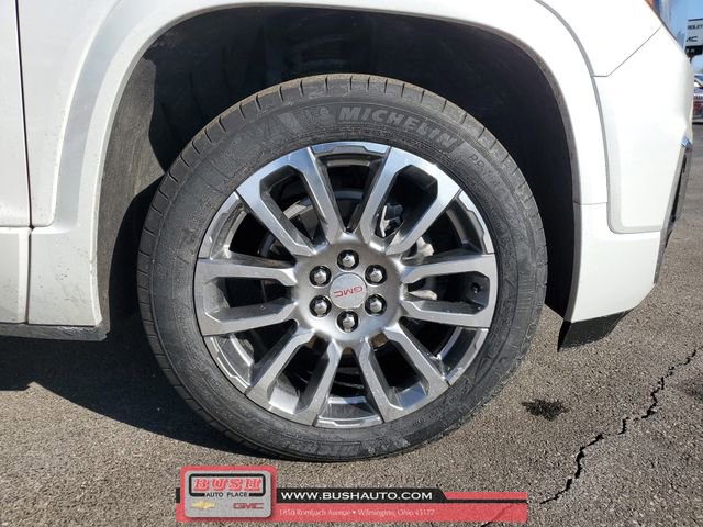 Used 2023 GMC Acadia Denali w/ Denali Ultimate Package image 5