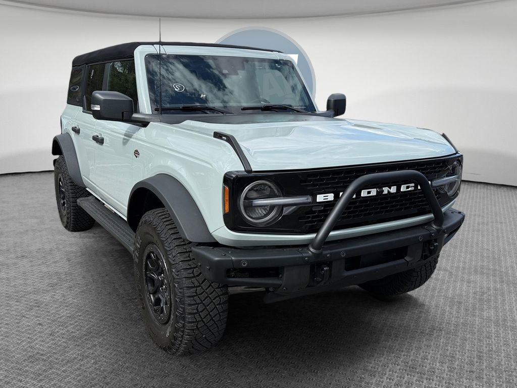 Used 2024 Ford Bronco Wildtrak image 1