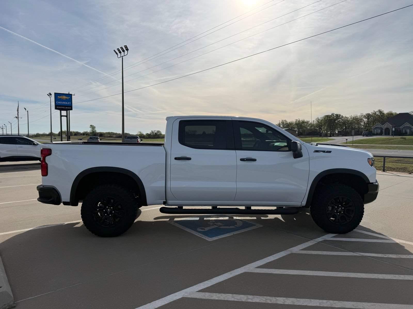 Used 2025 Chevrolet Silverado 1500 ZR2 w/ Technology Package AWD/4WD image 7