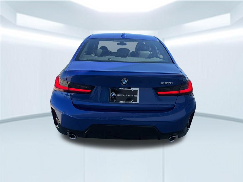 New 2026 BMW 330i Sedan w/ M Sport Package RWD image 5