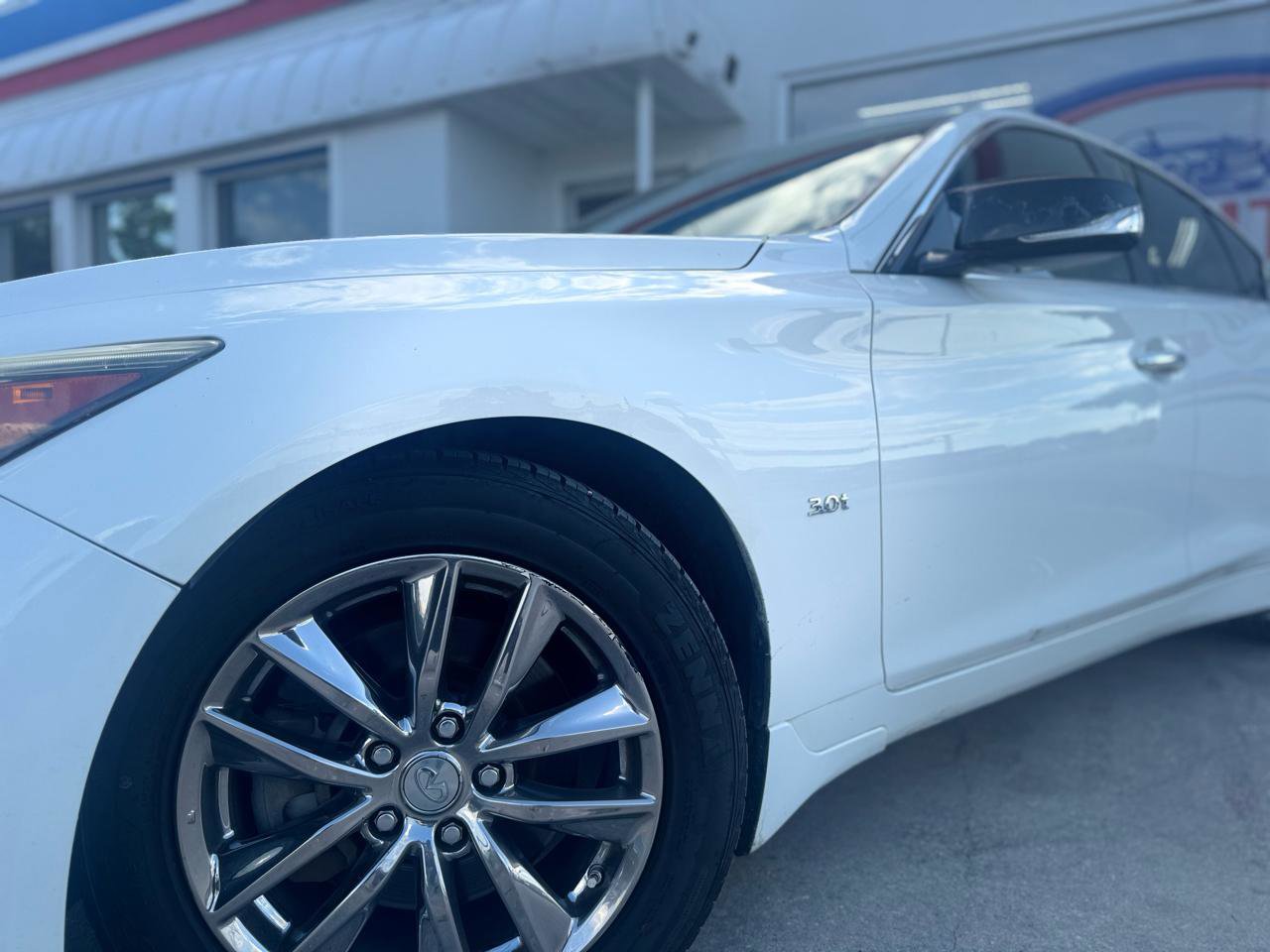Used 2017 INFINITI Q50 3.0t Premium w/ 3.0T Premium Plus Package RWD image 6