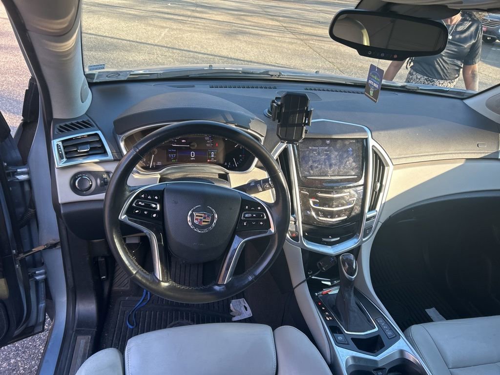 Used 2014 Cadillac SRX Luxury w/ Driver Awareness Package image 8