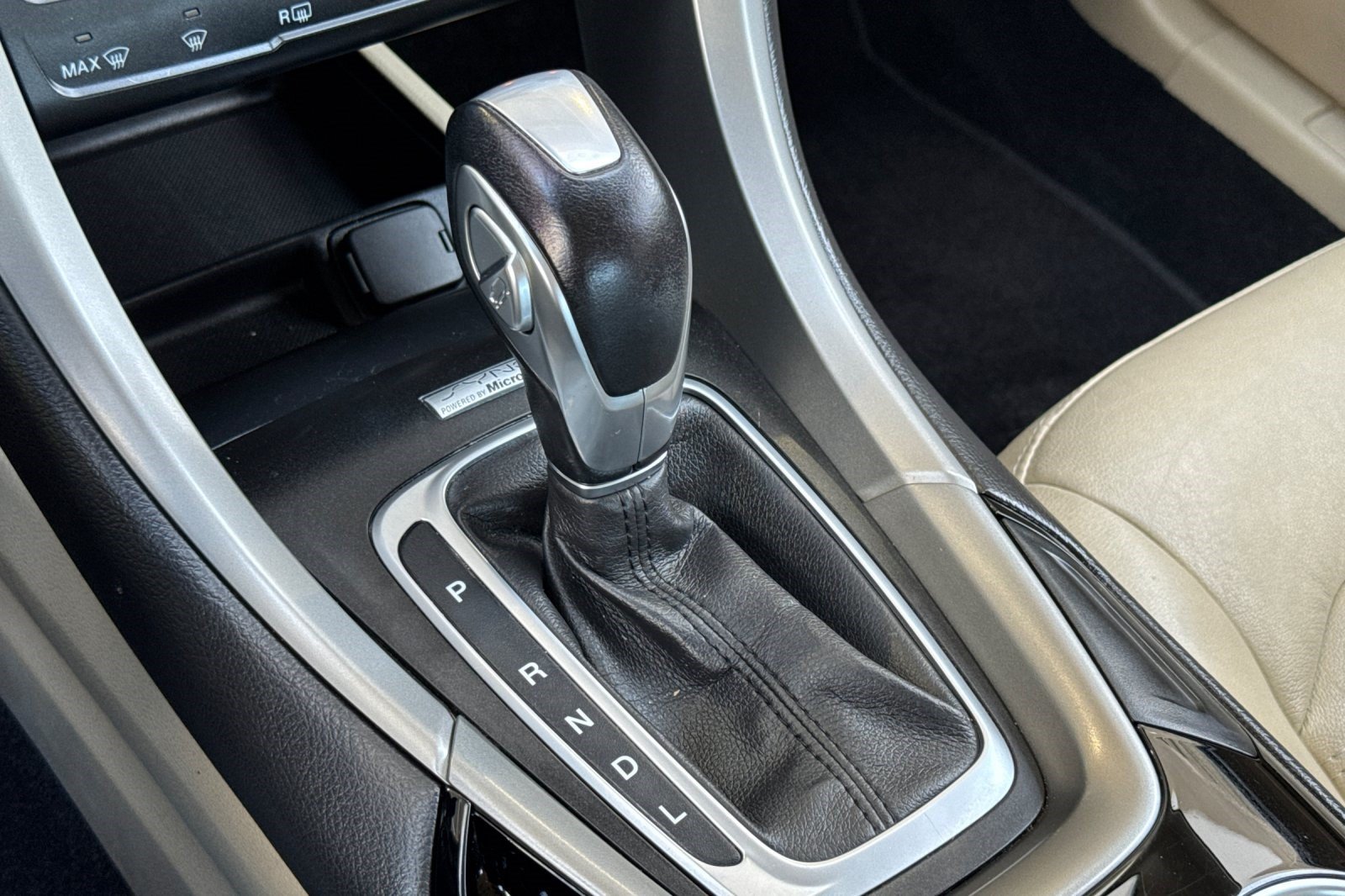 Used 2013 Ford Fusion SE FWD image 27