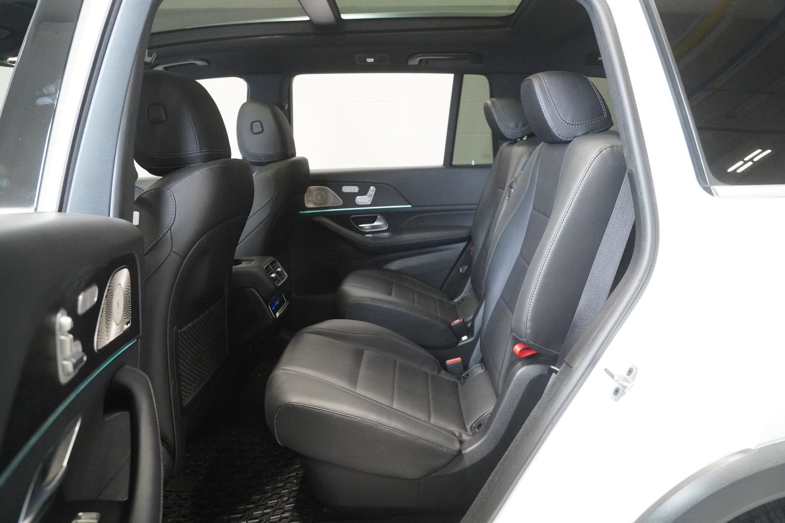 Certified 2023 Mercedes-Benz GLS 450 4MATIC image 13