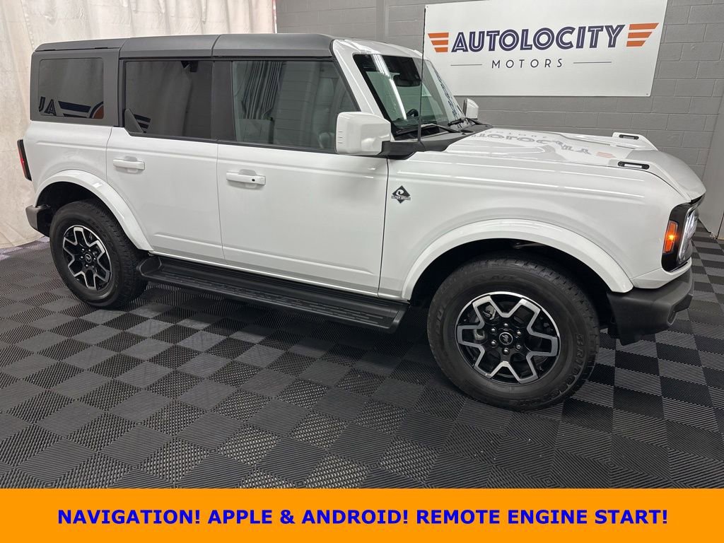 Used 2025 Ford Bronco Outer Banks AWD/4WD image 1