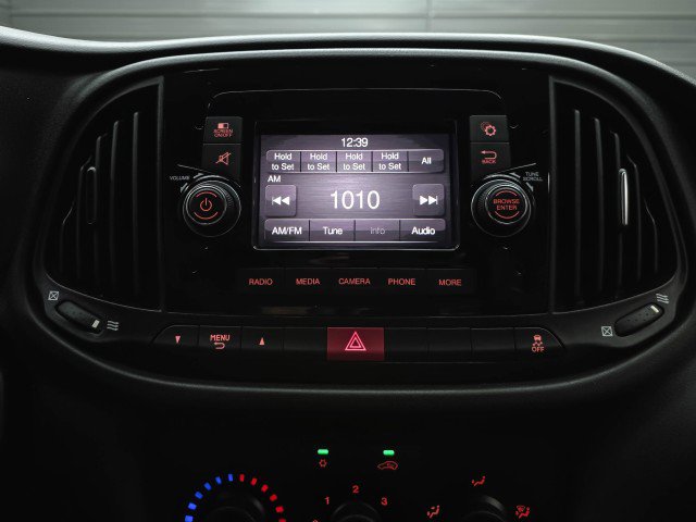 Used 2021 RAM ProMaster City Tradesman FWD image 23