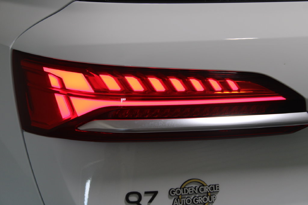 Used 2025 Audi Q7 3.0T Premium Plus AWD/4WD image 49