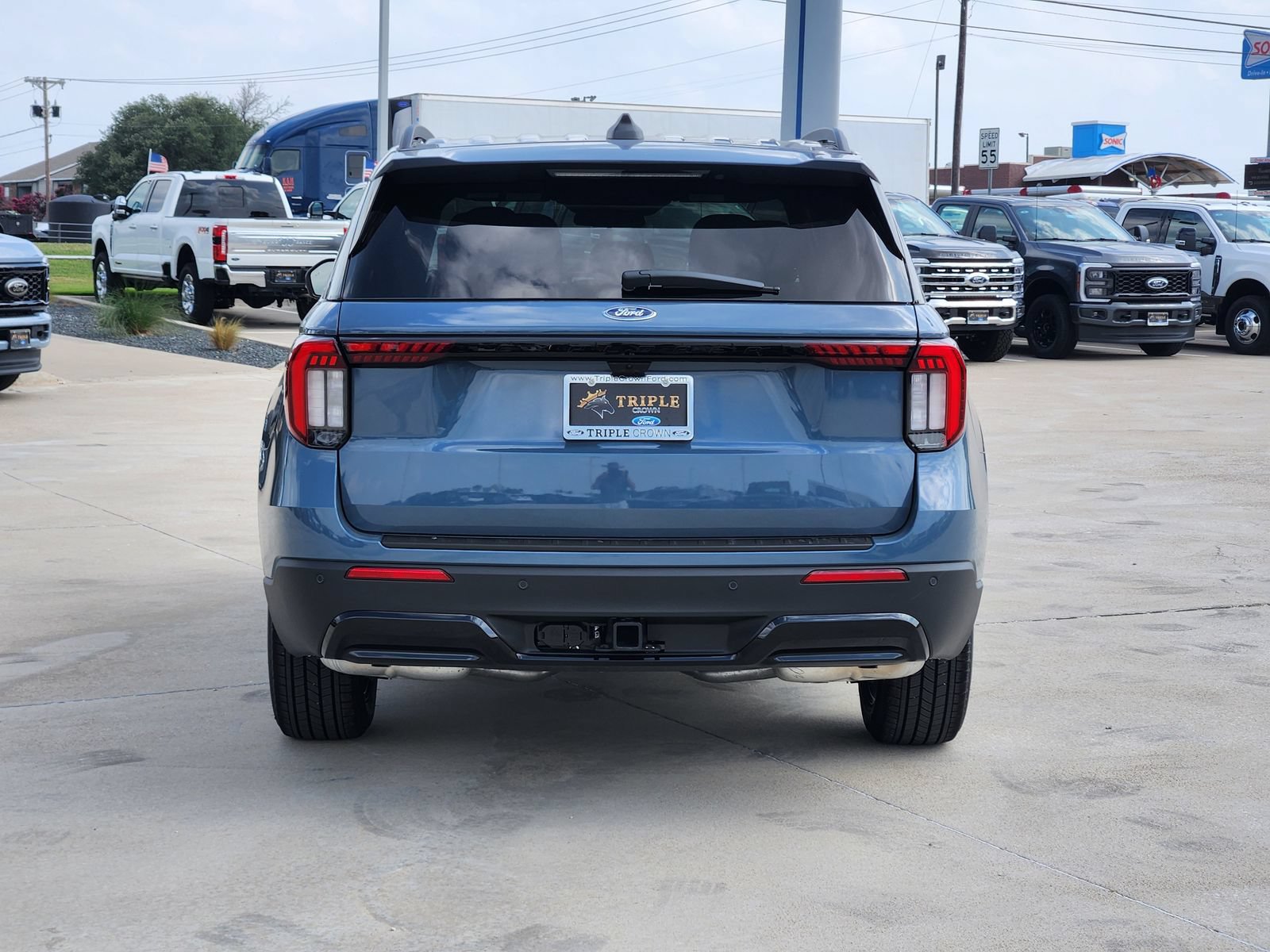 New 2026 Ford Explorer ST-Line RWD image 8
