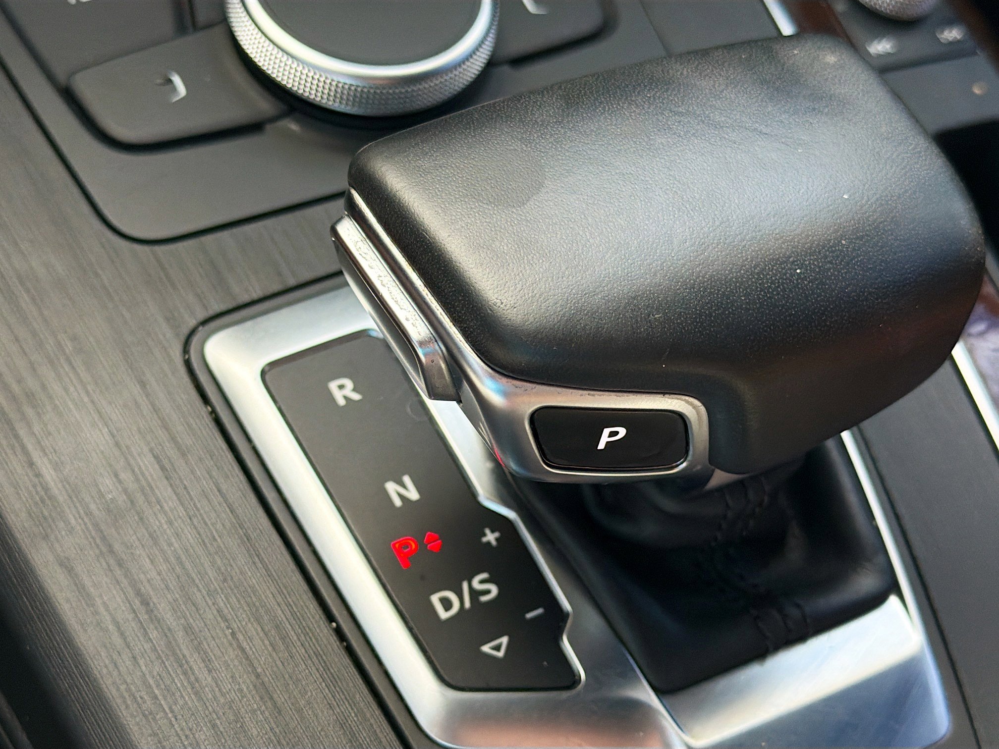 Used 2020 Audi Q5 2.0T Premium w/ Convenience Package image 36