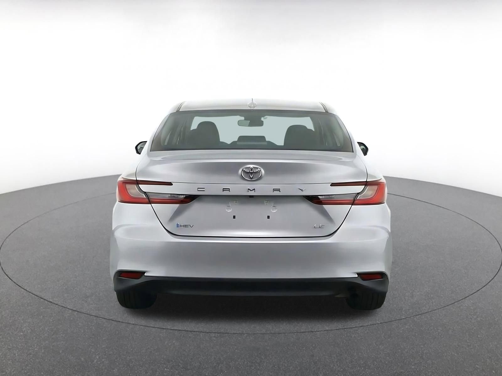 Used 2025 Toyota Camry LE FWD image 7