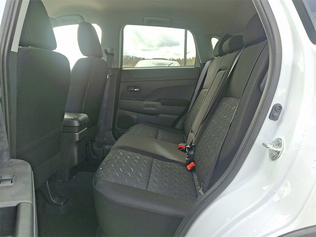 New 2025 Mitsubishi Outlander Sport ES image 5