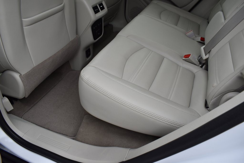 Certified 2022 GMC Terrain Denali w/ Denali Premium Package image 8