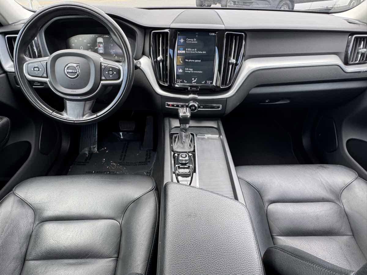 Used 2018 Volvo XC60 T6 Momentum w/ Convenience Package AWD/4WD image 21