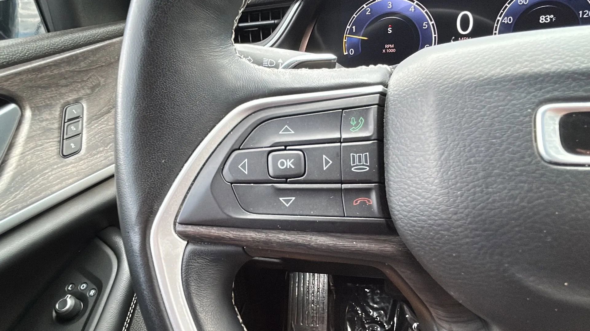 Used 2021 Jeep Grand Cherokee L Limited image 25