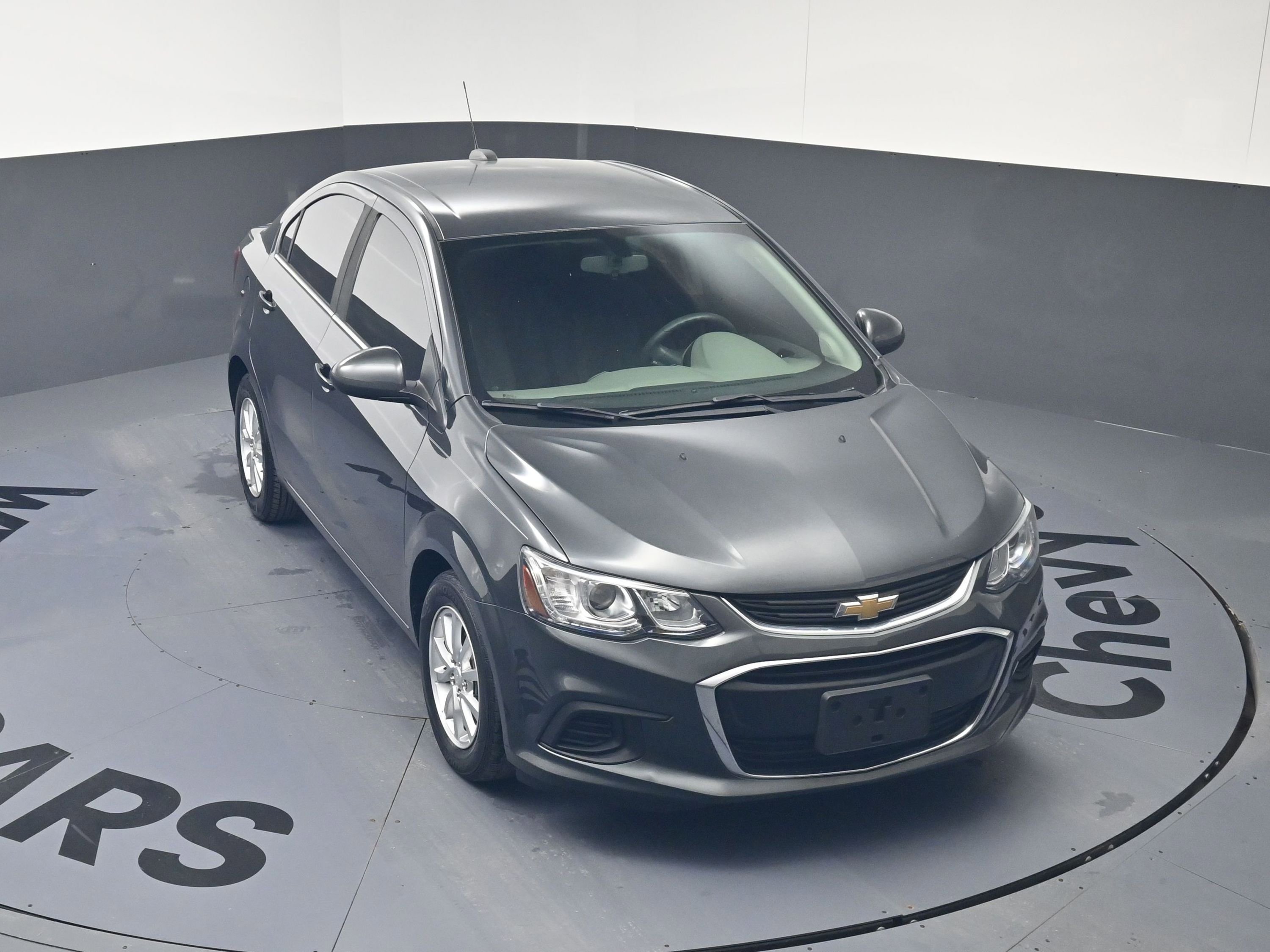 Used 2020 Chevrolet Sonic LT image 29