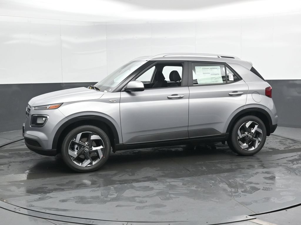 New 2026 Hyundai Venue SEL FWD image 8