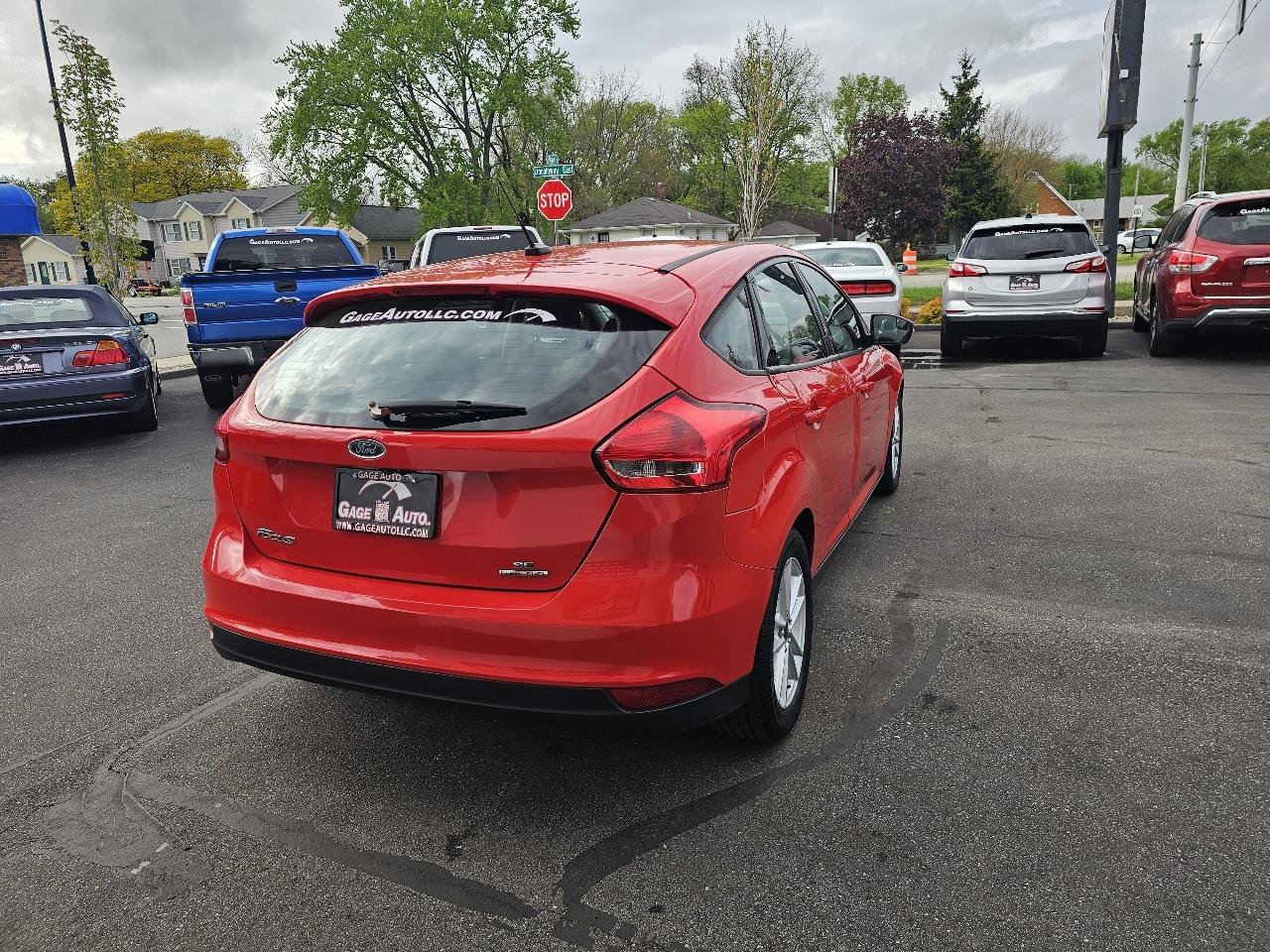 Used 2015 Ford Focus SE FWD image 11