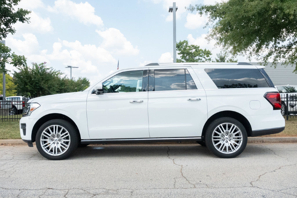 Used 2024 Ford Expedition Max Limited AWD/4WD image 17