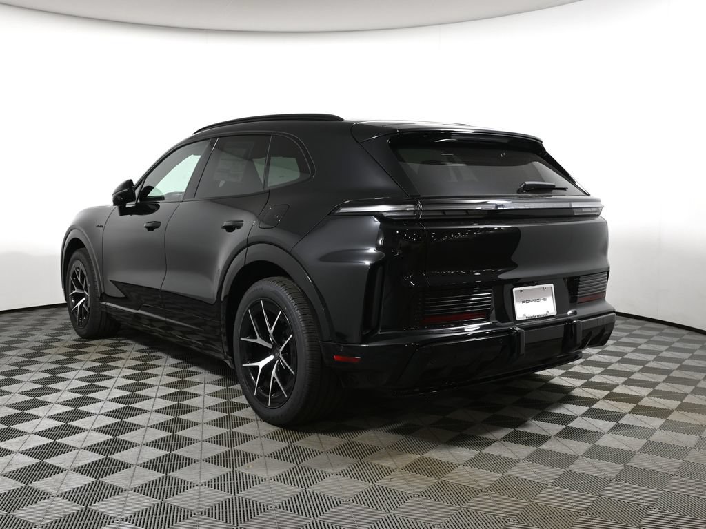New 2026 Porsche Cayenne Turbo AWD/4WD image 3