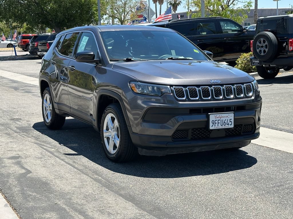 Used 2023 Jeep Compass Sport AWD/4WD image 10