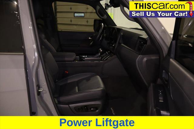 Used 2024 Lexus GX 550 image 23