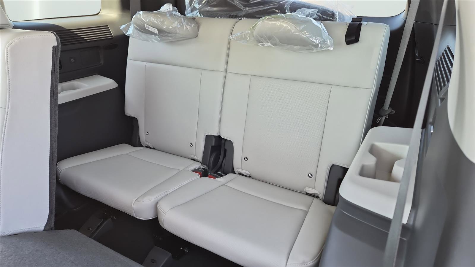 Certified 2026 Hyundai Santa Fe SEL image 24