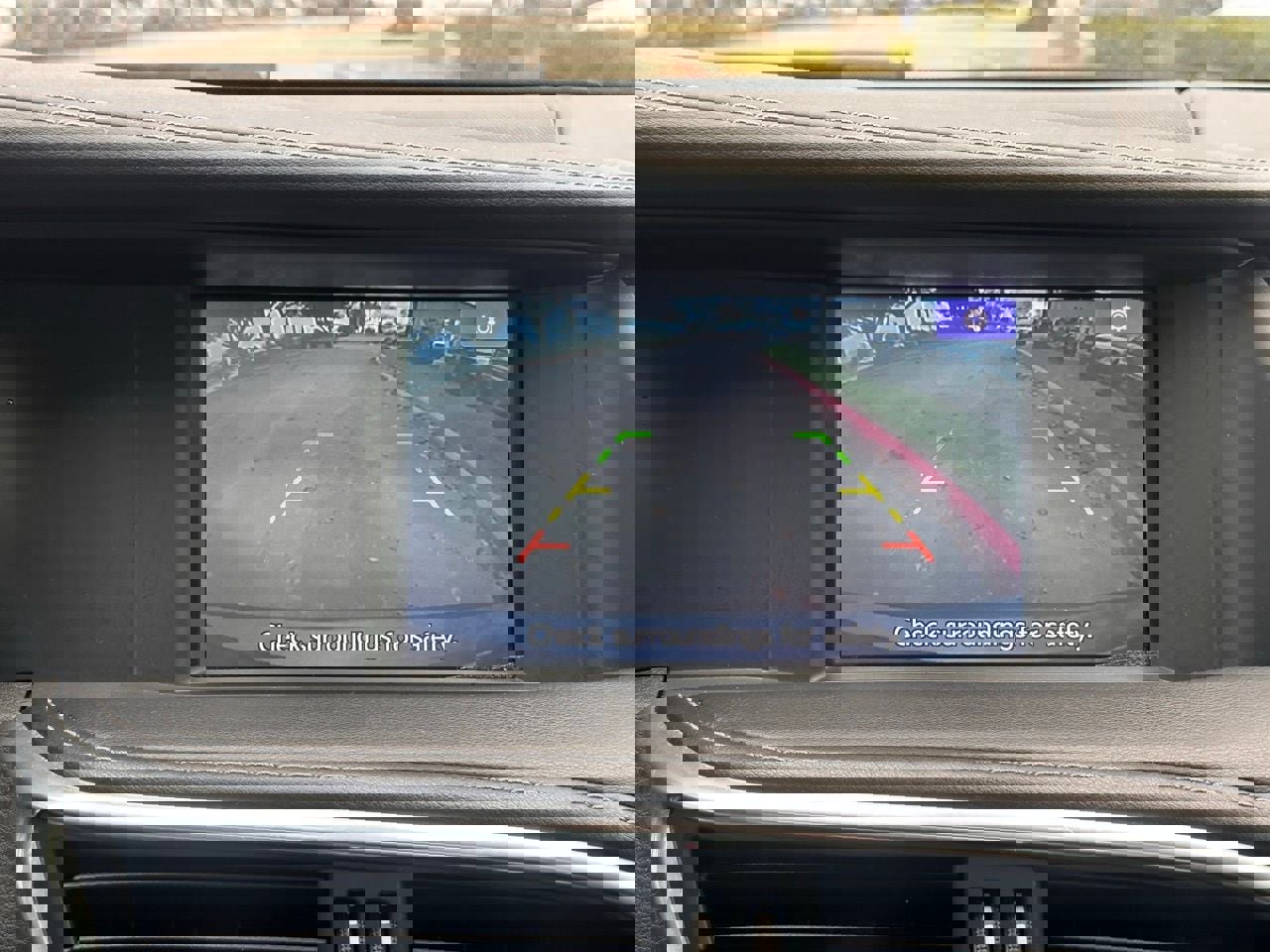 Used 2018 INFINITI QX30 Premium w/ Navigation Package image 33