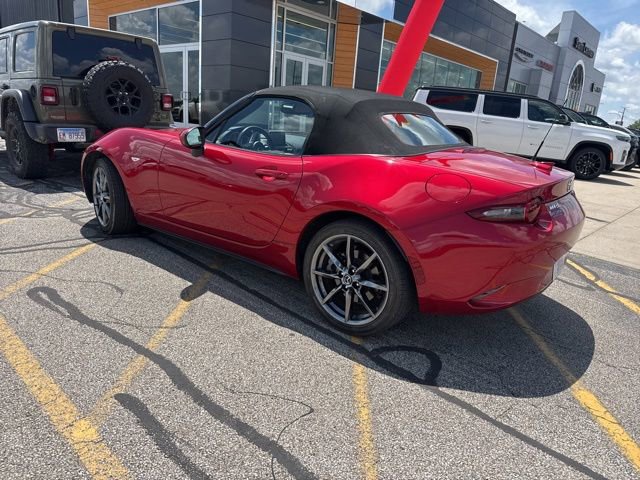 Used 2016 MAZDA MX-5 Miata Grand Touring RWD image 4