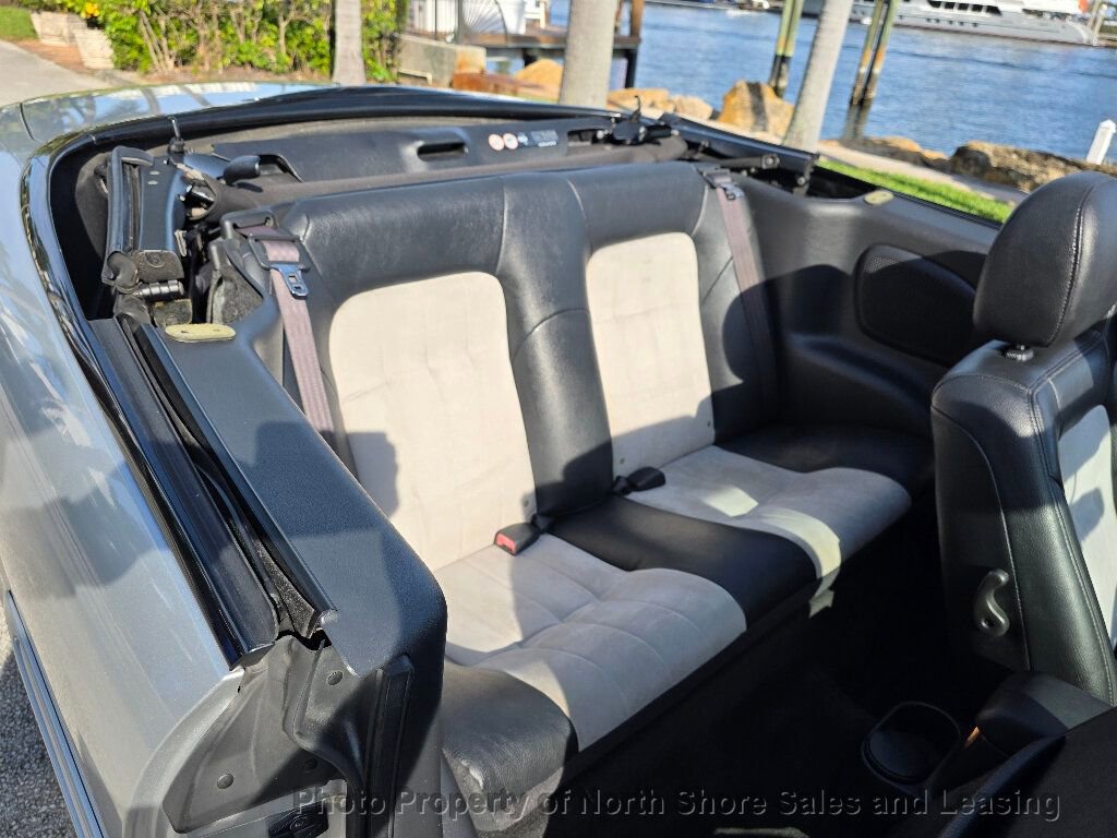 Used 2004 Chrysler Sebring LXi image 10