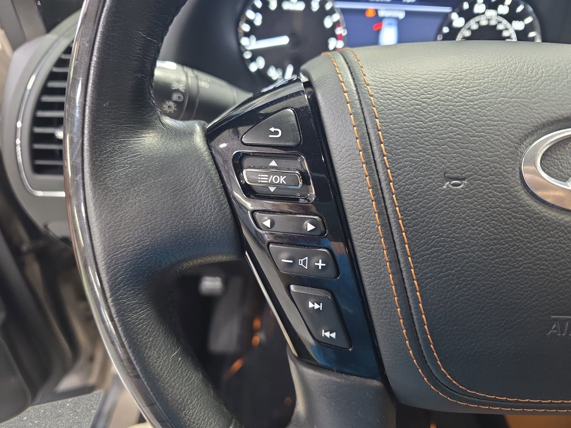 Certified 2022 INFINITI QX80 Sensory w/ Cargo Package image 17