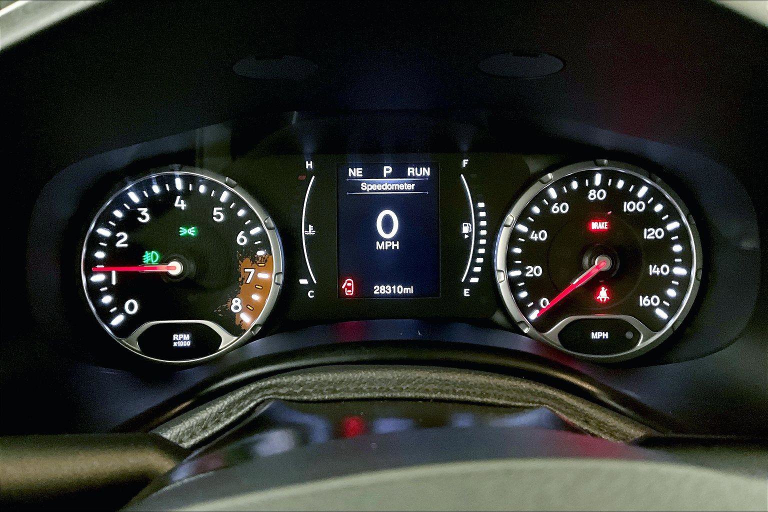 Used 2018 Jeep Renegade Altitude image 19