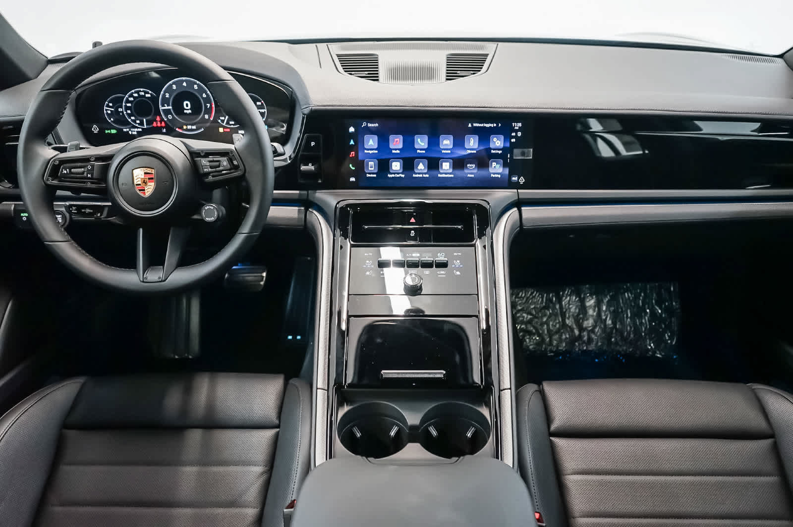 New 2026 Porsche Panamera RWD image 18