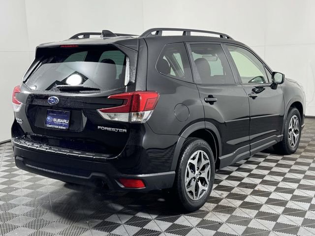 Certified 2023 Subaru Forester Premium image 10