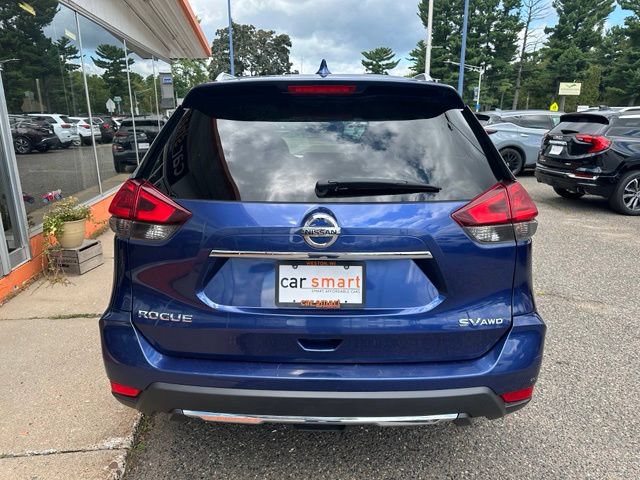 Used 2017 Nissan Rogue SV AWD/4WD image 6