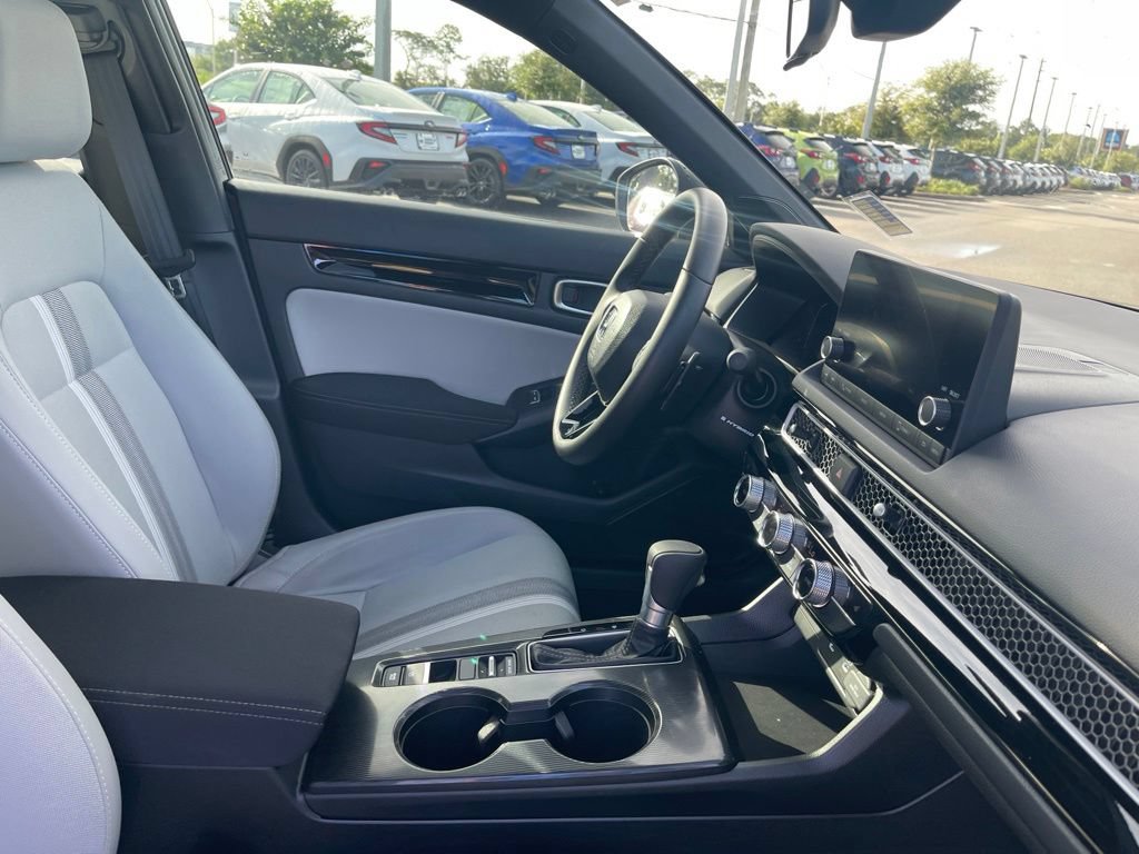 Used 2025 Honda Civic Sport image 39