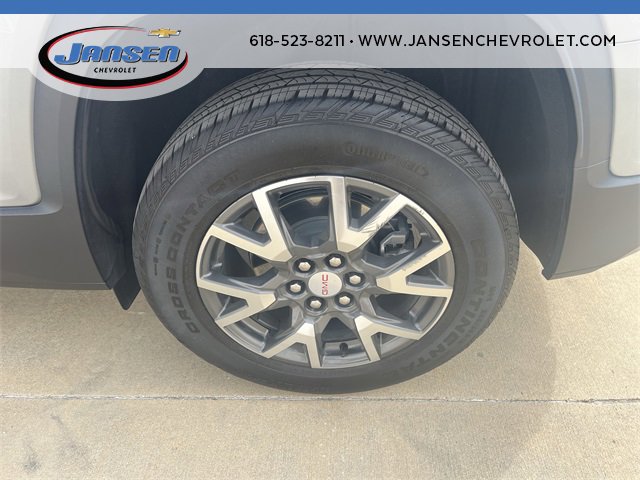 Certified 2023 GMC Acadia SLE w/ Driver Convenience Package image 10