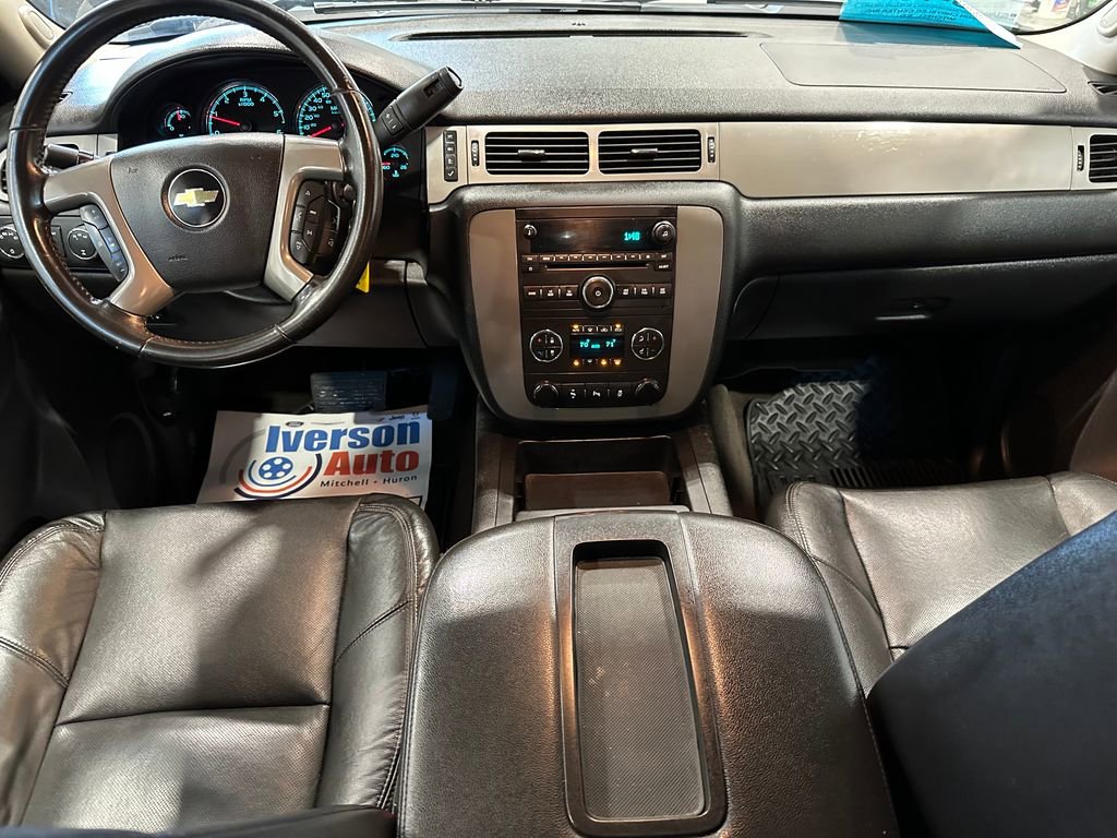 Used 2013 Chevrolet Silverado 2500 LTZ w/ LTZ Plus Package AWD/4WD image 29