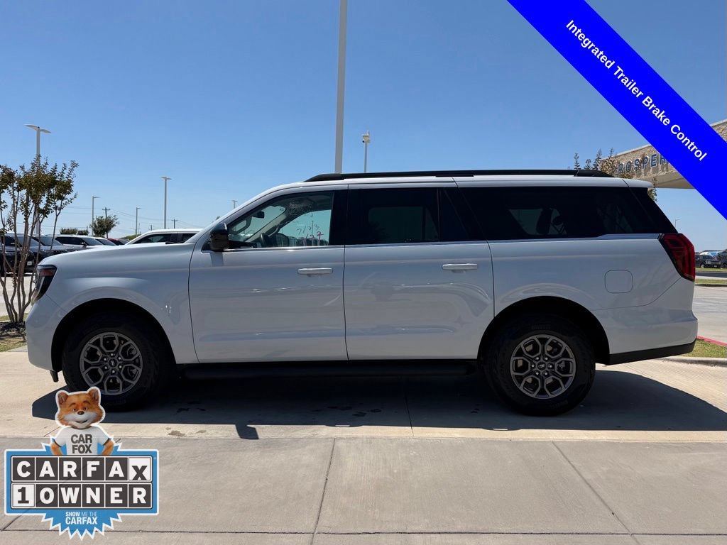Used 2025 Ford Expedition Max Active AWD/4WD image 9