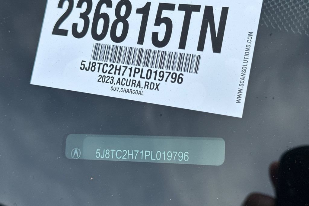 Used 2023 Acura RDX AWD w/ Advance Package image 3