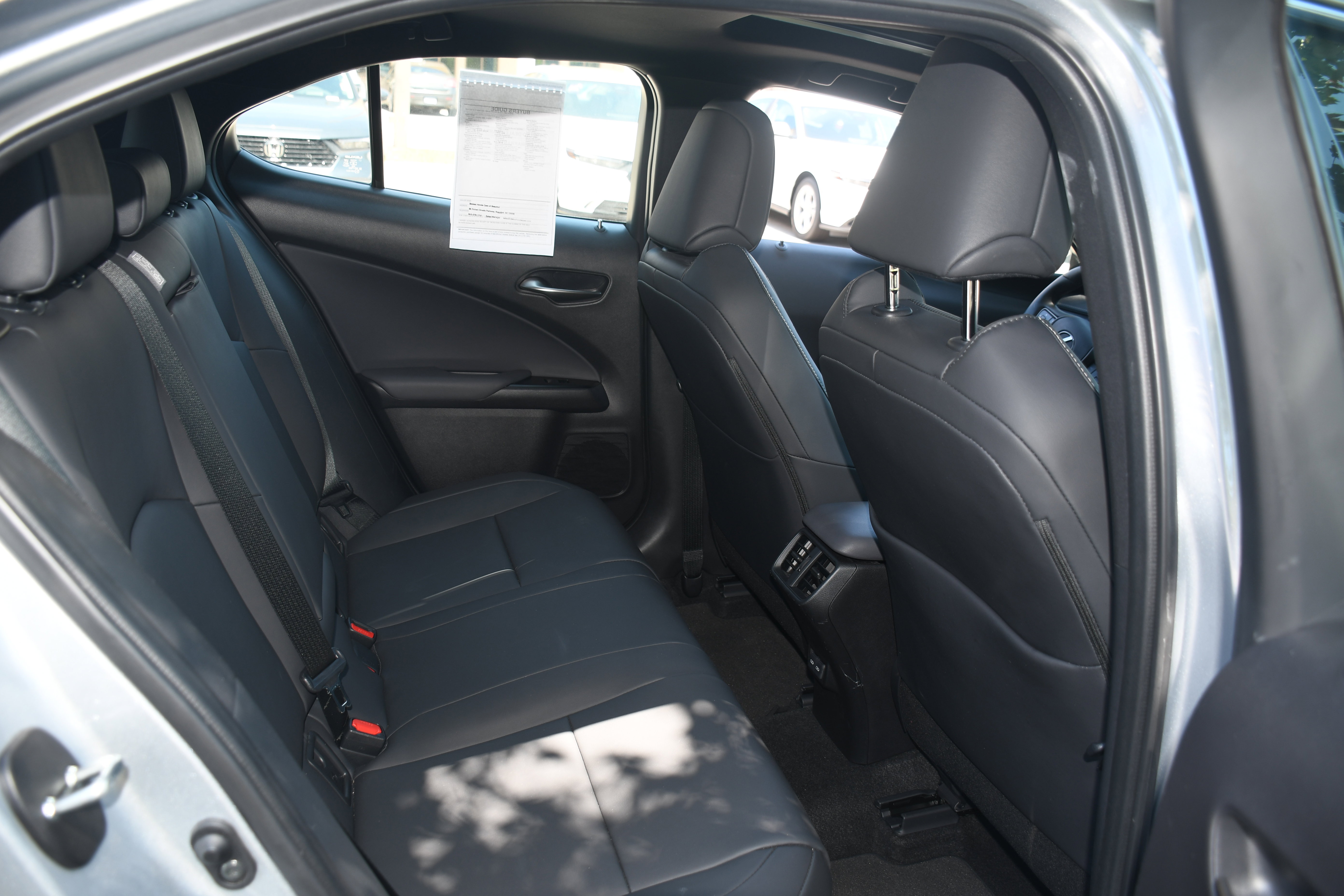 Used 2023 Lexus UX 250h FWD w/ Accessory Package (Z1) image 19