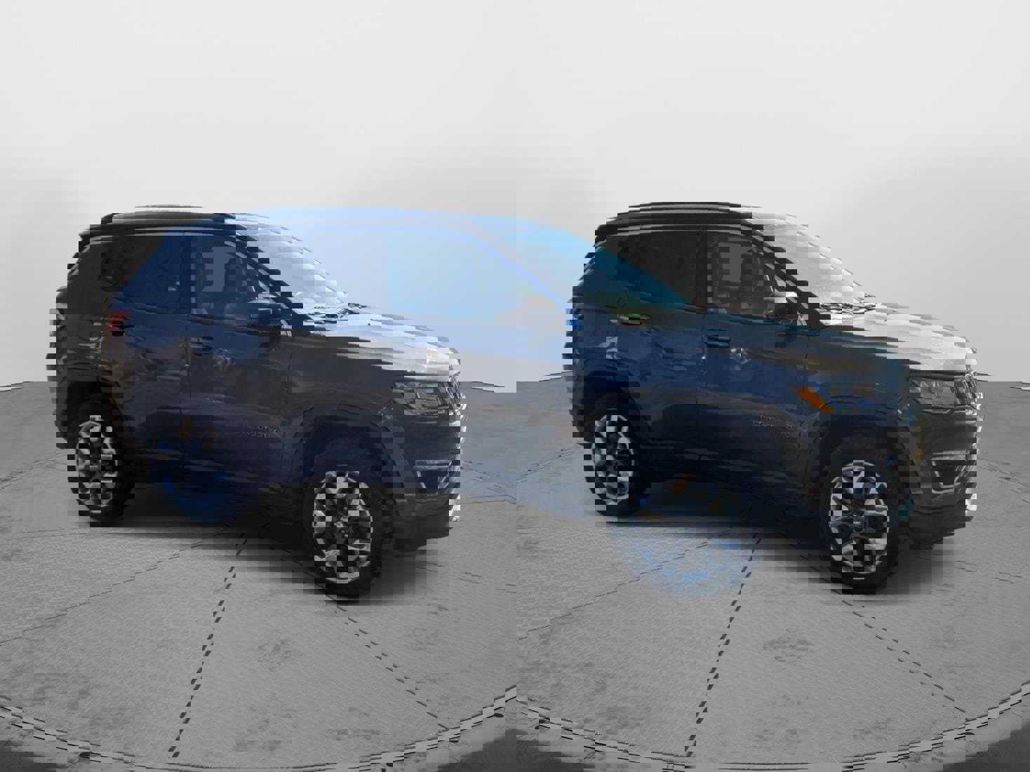 Used 2018 Jeep Compass Limited image 2