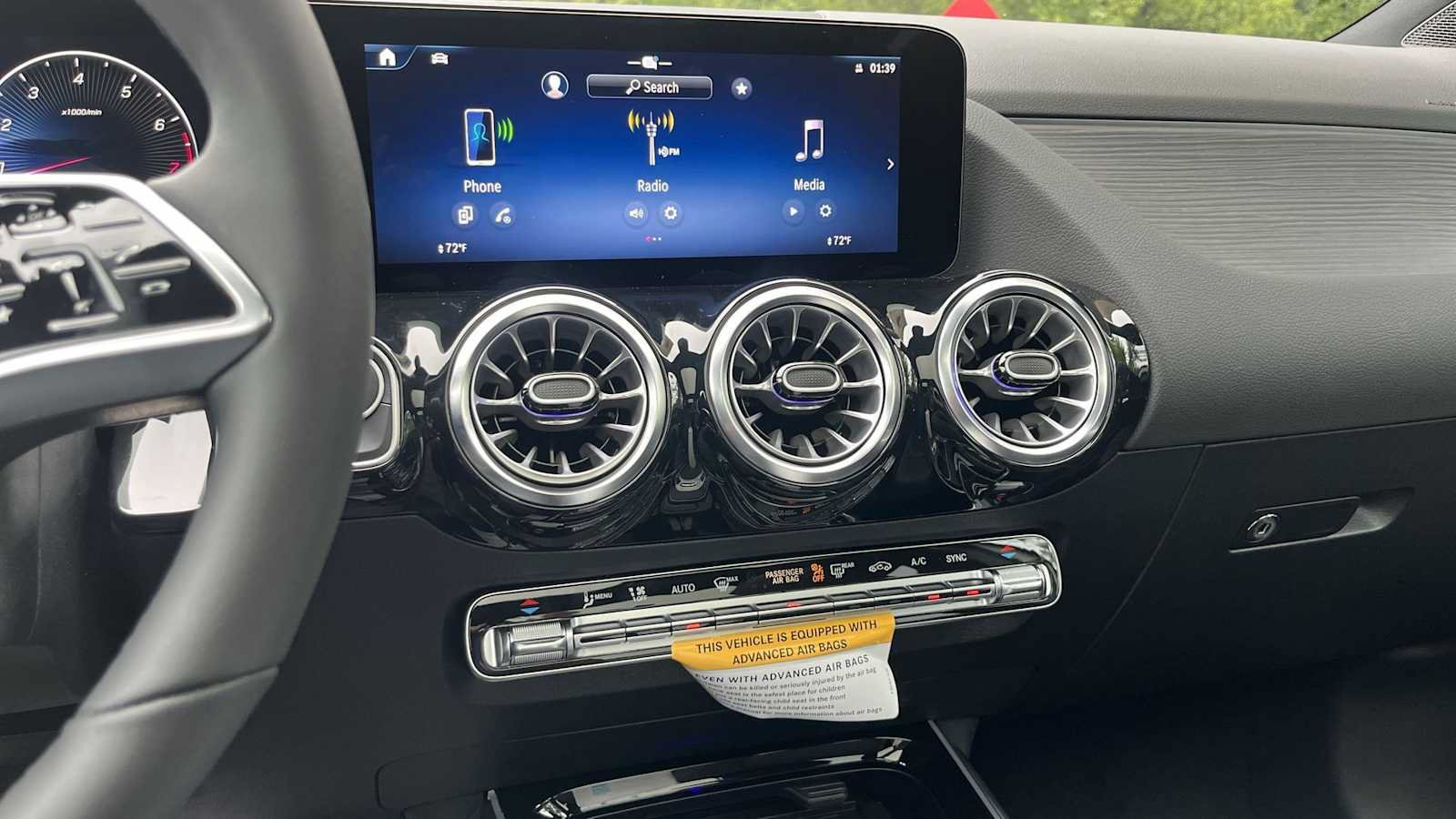 New 2026 Mercedes-Benz GLA 250 4MATIC image 43