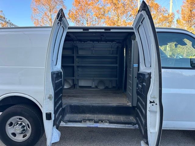 Used 2020 Chevrolet Express 2500 w/ Driver Convenience Package image 19