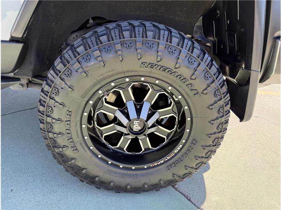 Used 2014 Toyota FJ Cruiser 4WD w/ Convenience Package image 10
