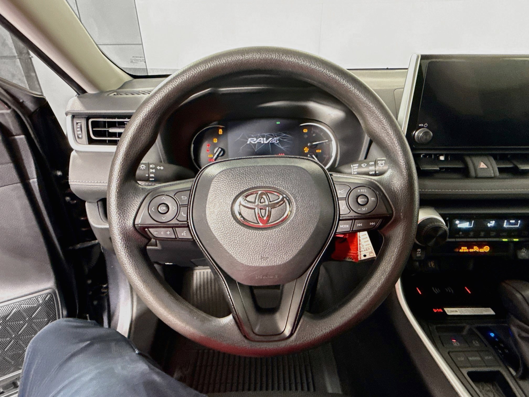 Certified 2024 Toyota RAV4 LE FWD image 11