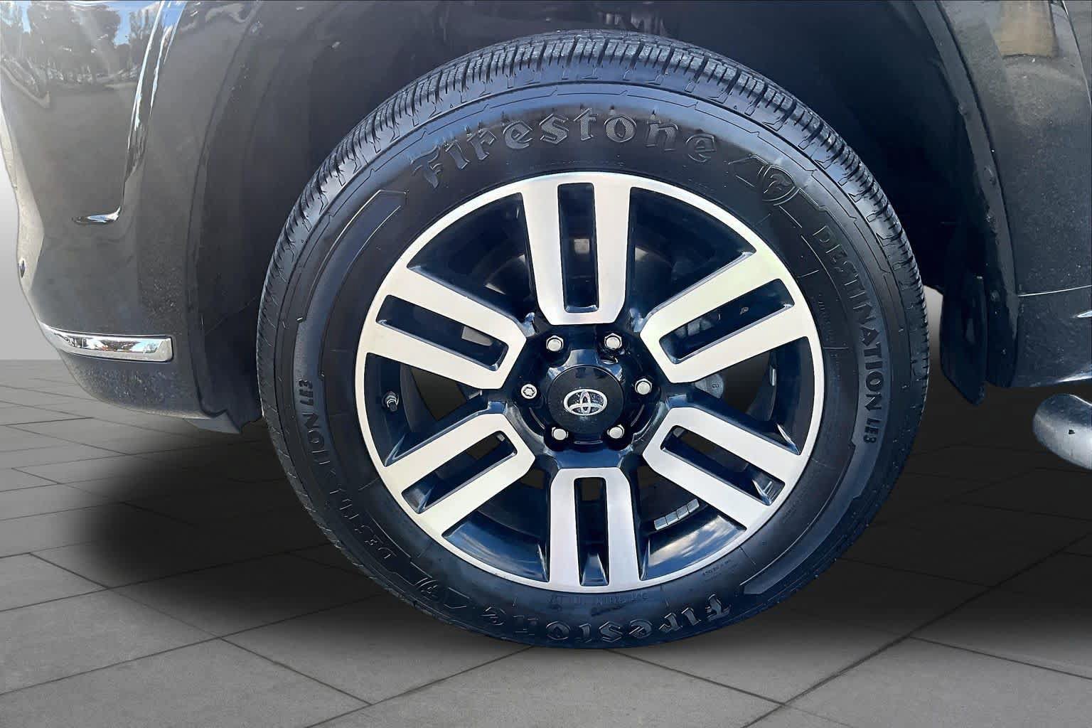 Used 2019 Toyota 4Runner Limited AWD/4WD image 11