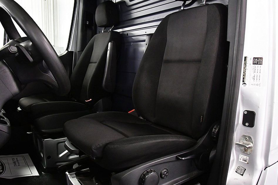 Used 2024 Mercedes-Benz Sprinter 2500 image 23